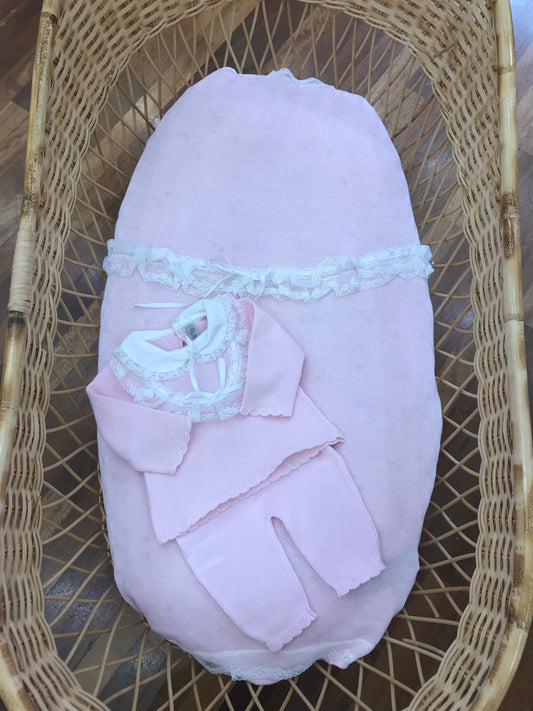 Coordinato nascita Le Dodò in filo rosa coperta con valancienne tutina due pezzi con valancienne