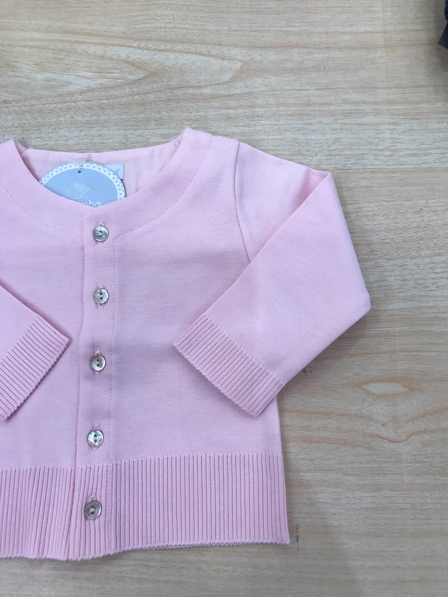 Cardigan Laranjinha in cotone manica lunga rosa con piccoli bottoncini