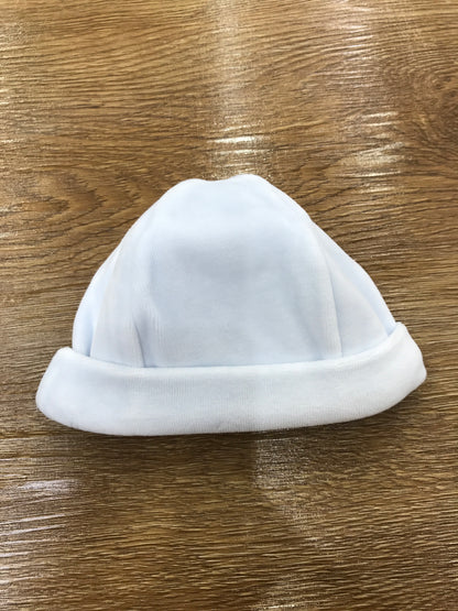 Cappello Baby Gi in ciniglia celeste con orsetto ricamato sul davanti