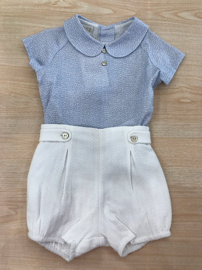 Completo Paz Rodriguez in cotone mezza manica colletto tondo camicia celeste con pois bianchi il sotto pantalone corto bianco con bottoncini