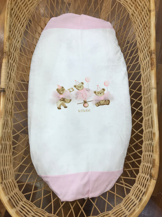 Coperta Le Bebè in cotone bianca con bordi rosa ed orsetti sul davanti double face sul retro tanti piccoli orsetti