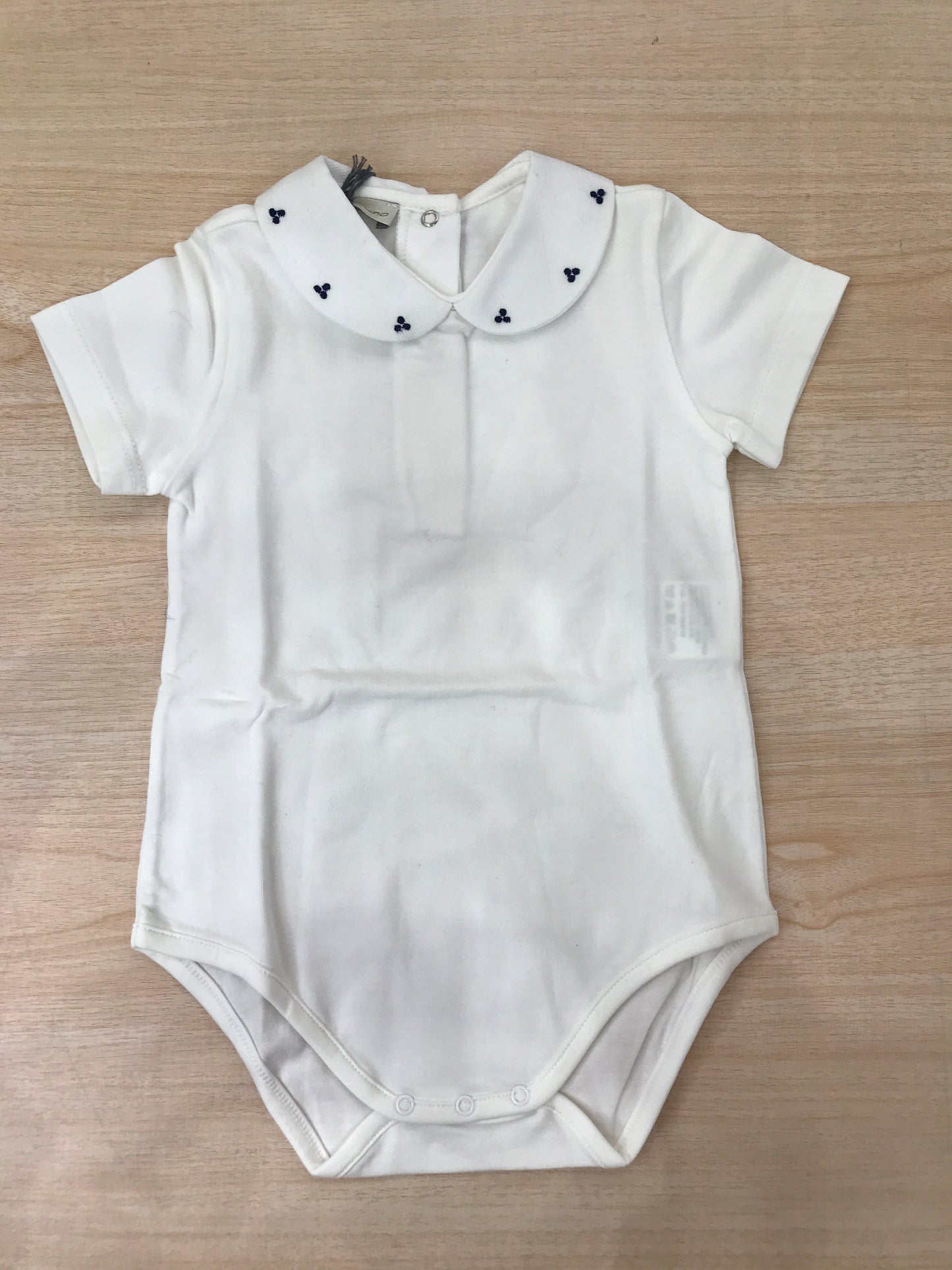 Body Jo Milano mezza manica in cotone con collo tondo con ricami blu