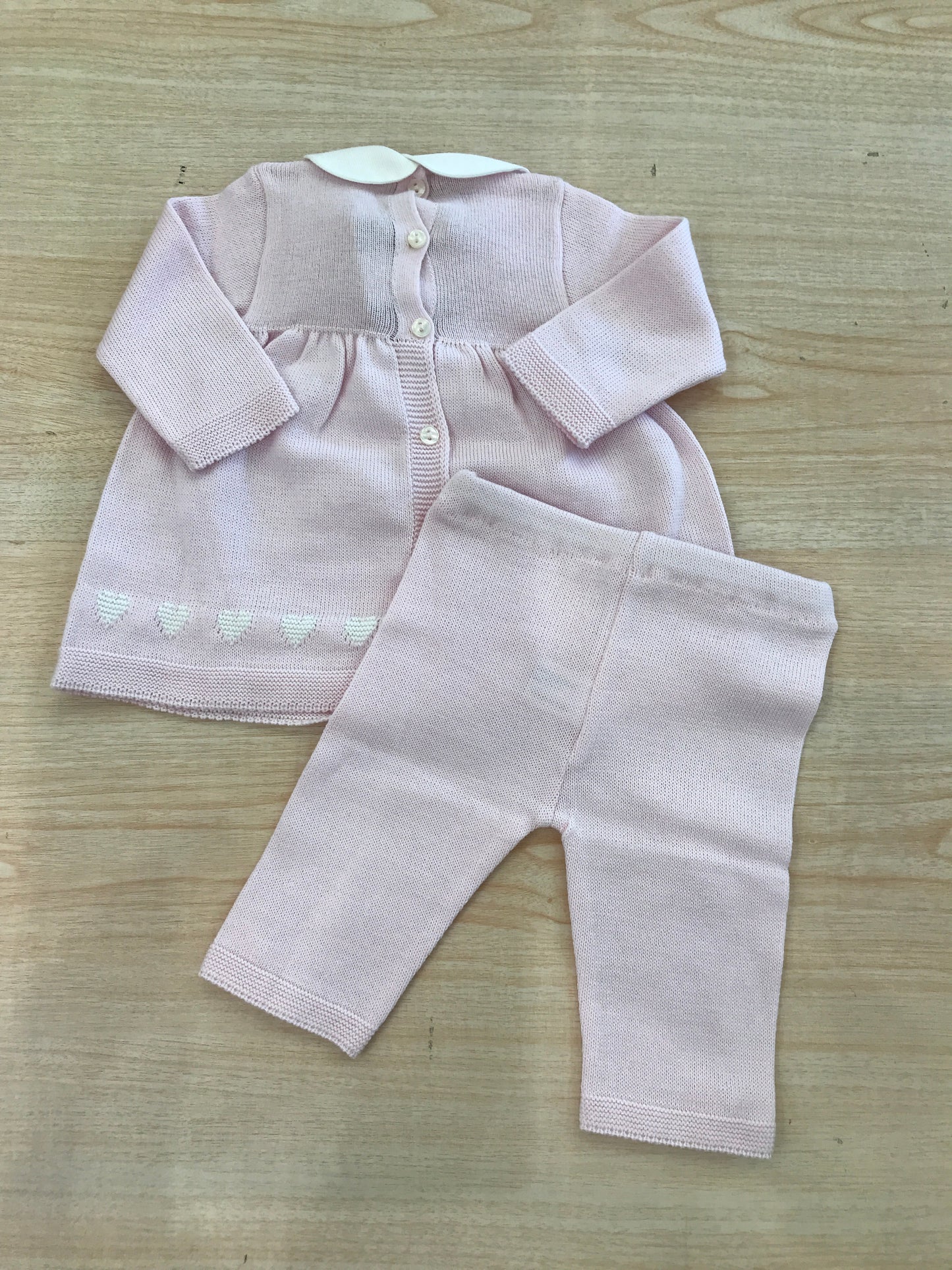 Completo Baby Lord in filo due pezzi manica lunga gamba lunga con fiocchetti bianchi e cuori ricamati