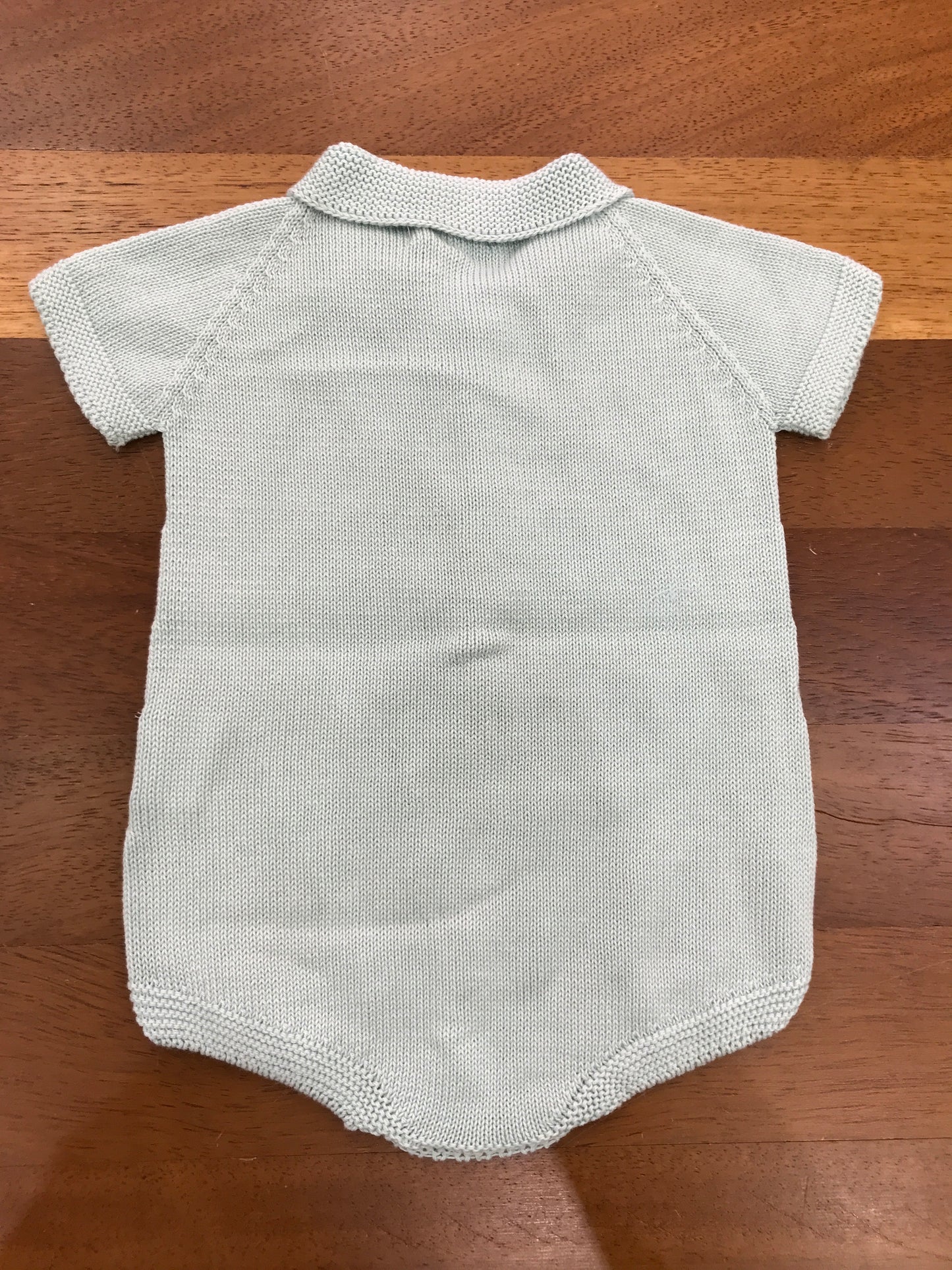 Pagliaccetto PCS in filo mezza manica verde menta con collo a punta con bottoncini sul davanti