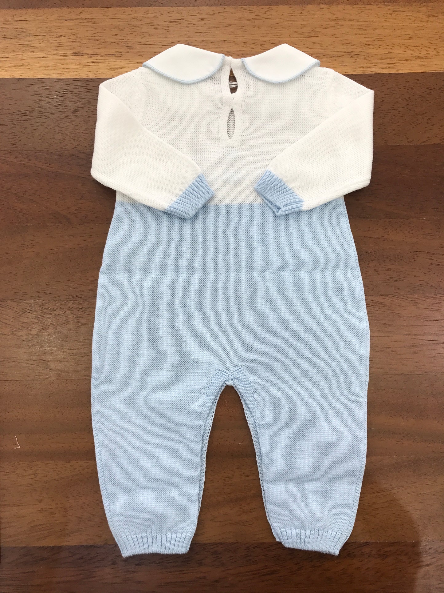 Tutina Baby Lord in filo manica lunga celeste e bianca con passanastro e fiocchetto cielo ricamato