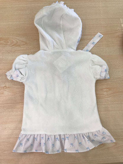 Poncho Fofettes in spugna bianca con rusche bianca con fiocchetti  mezza manica con cappuccio