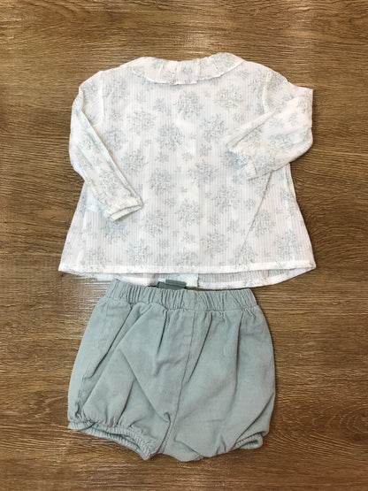 Completo Laranjinha camicia manica lunga con fiorellini verdi e culotte in velluto a coste verde con laccio