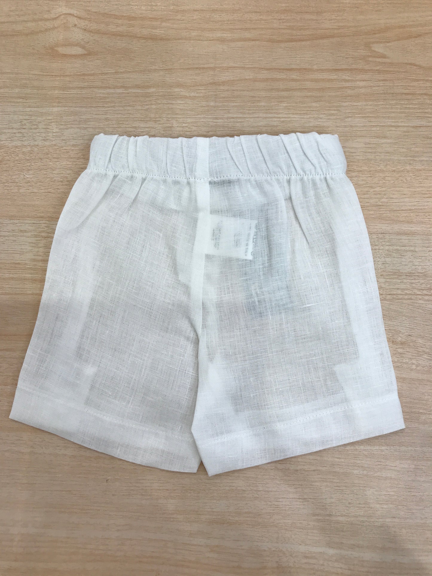 Bermuda Jo Milano in lino bianco con elastico in vita e bottoncini