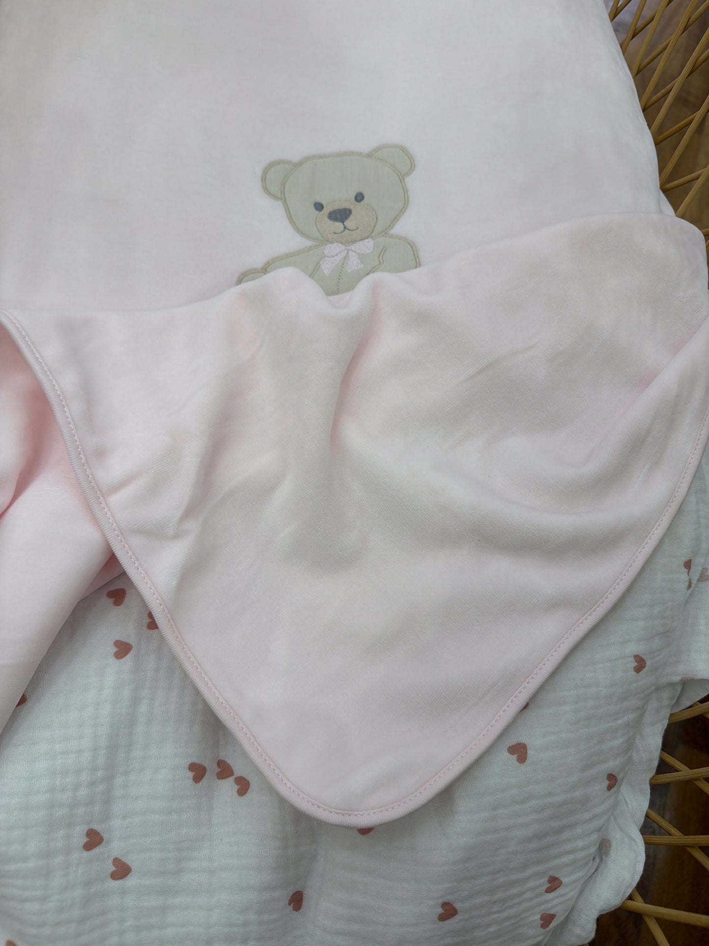 Coperta Baby Gi inciniglia rosa con orsetto con fiocchetto