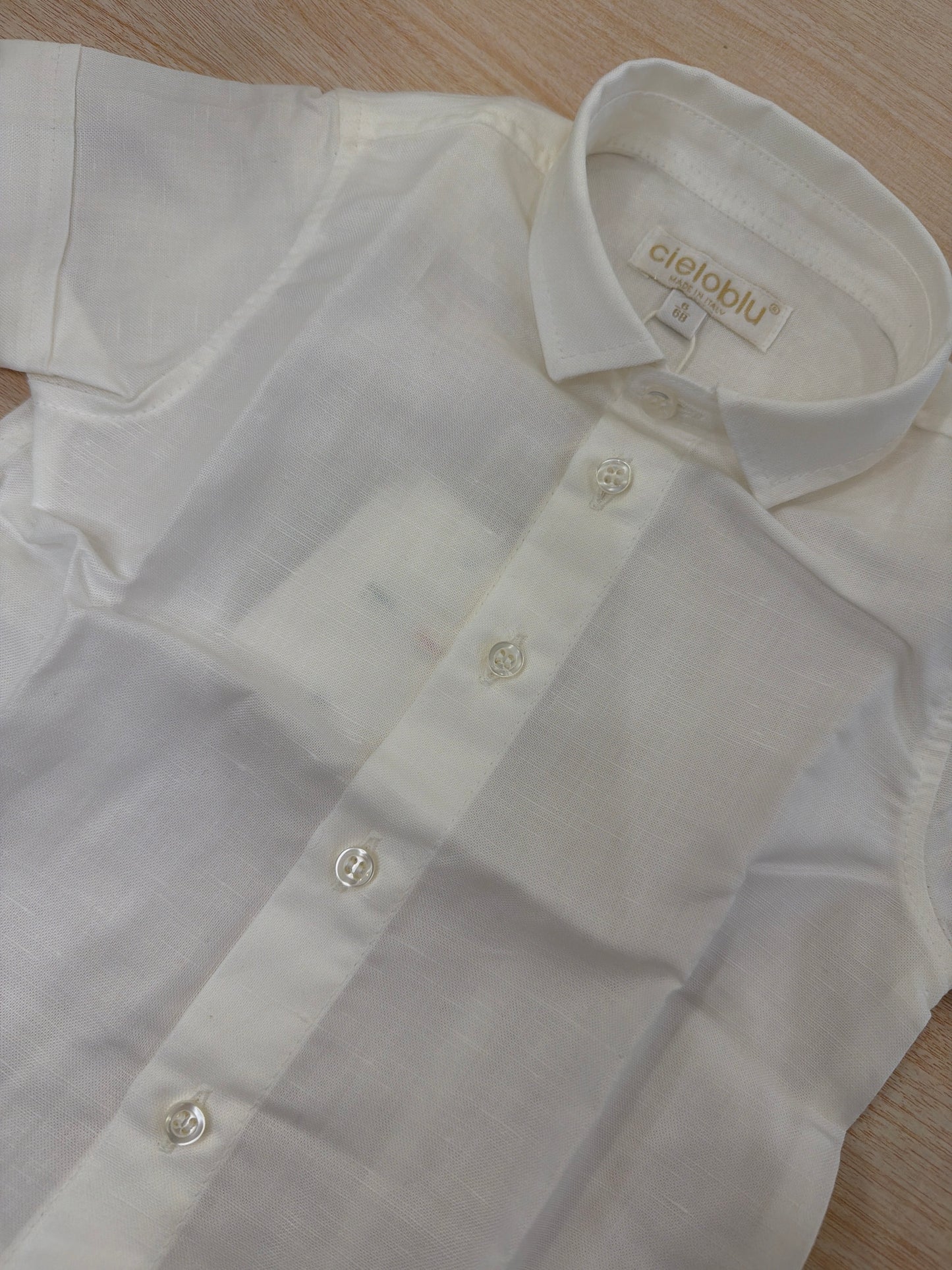 Camicia Cielo Blu panna mezza manica con bottoncini e colletto a punta