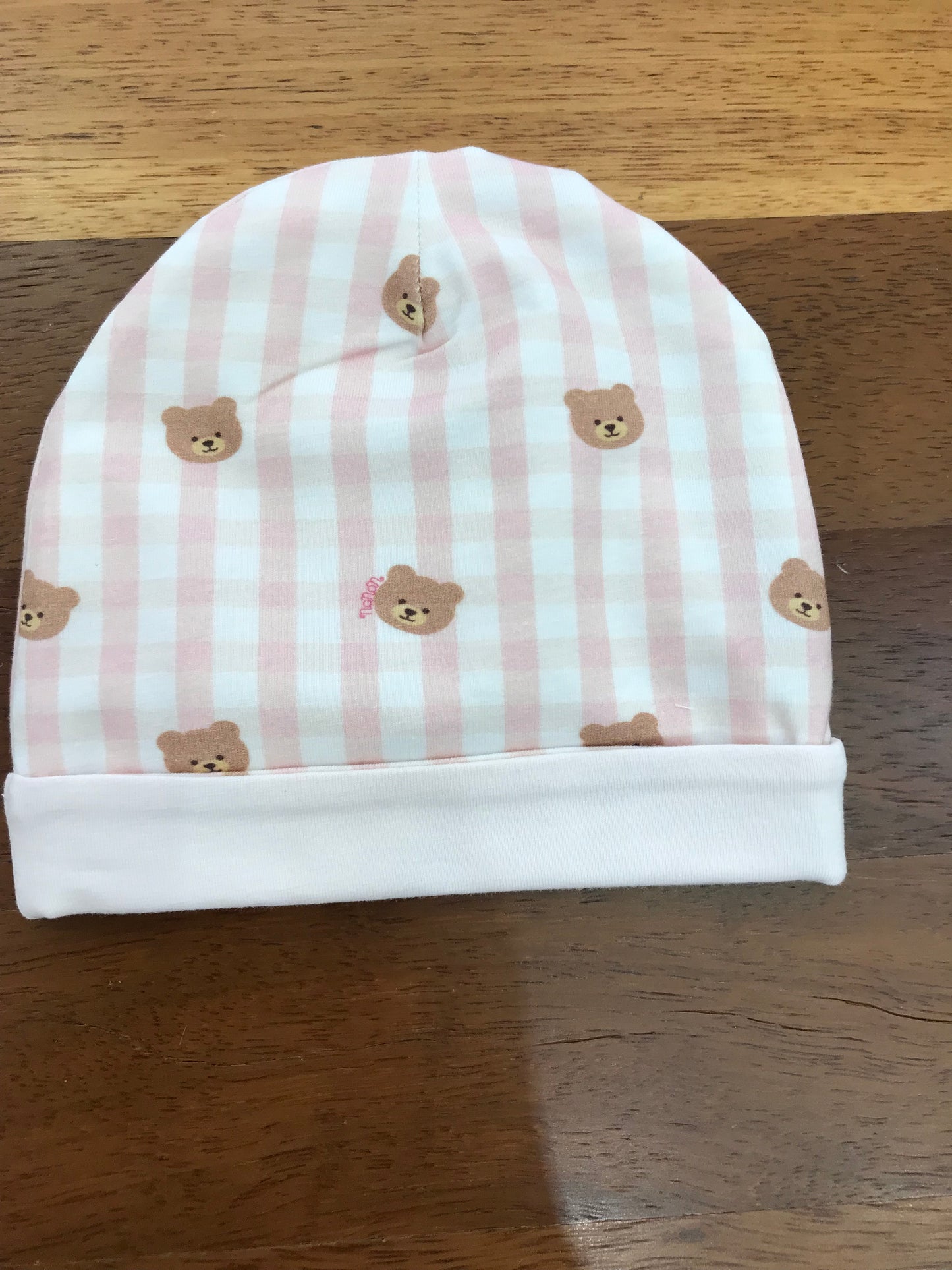 Cappello Nanan in cotone a quadretti rosa e bianchi con orsetti