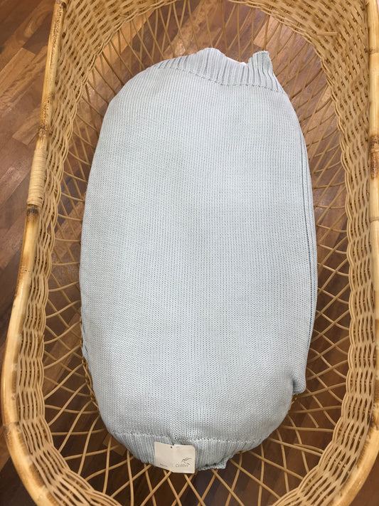 Coperta Colibrì in filo celeste con lavorazione a coste