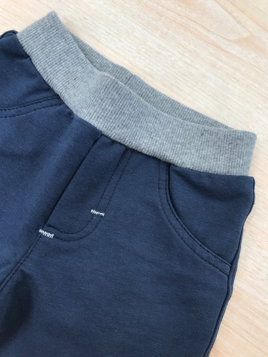 Pantalone Jo Milano in tuta corto blu scuro con elastico grigio