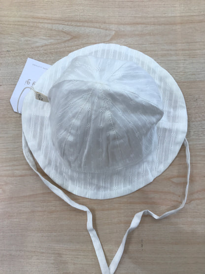 Cappello Baby Gi in cotone con lacci traforato