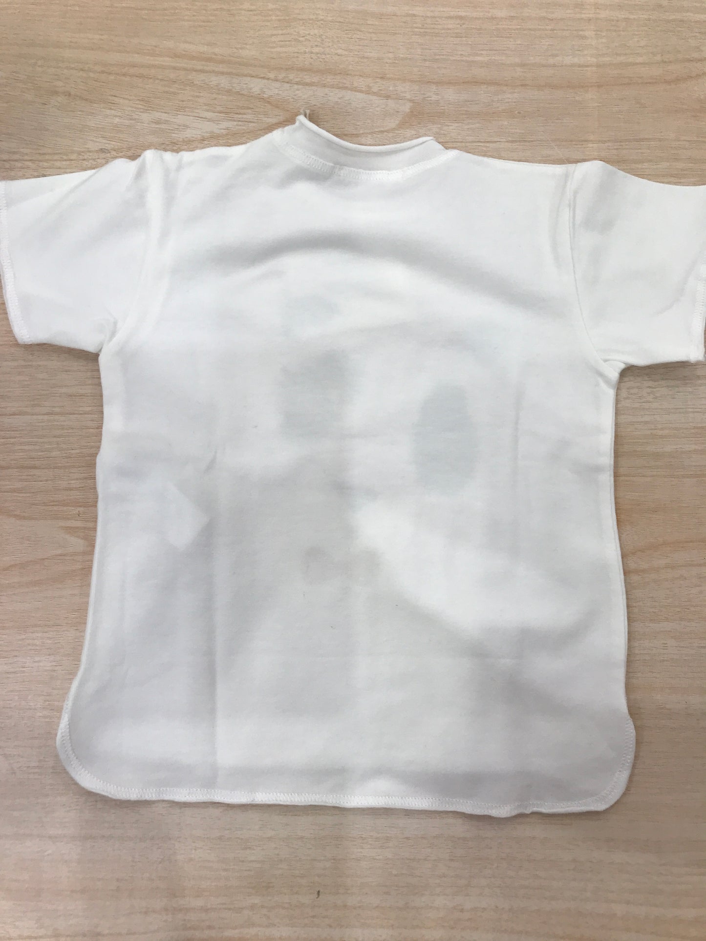 T-shirt Coccodè in cotone mezza manica bianca con sagoma di cane sul davanti