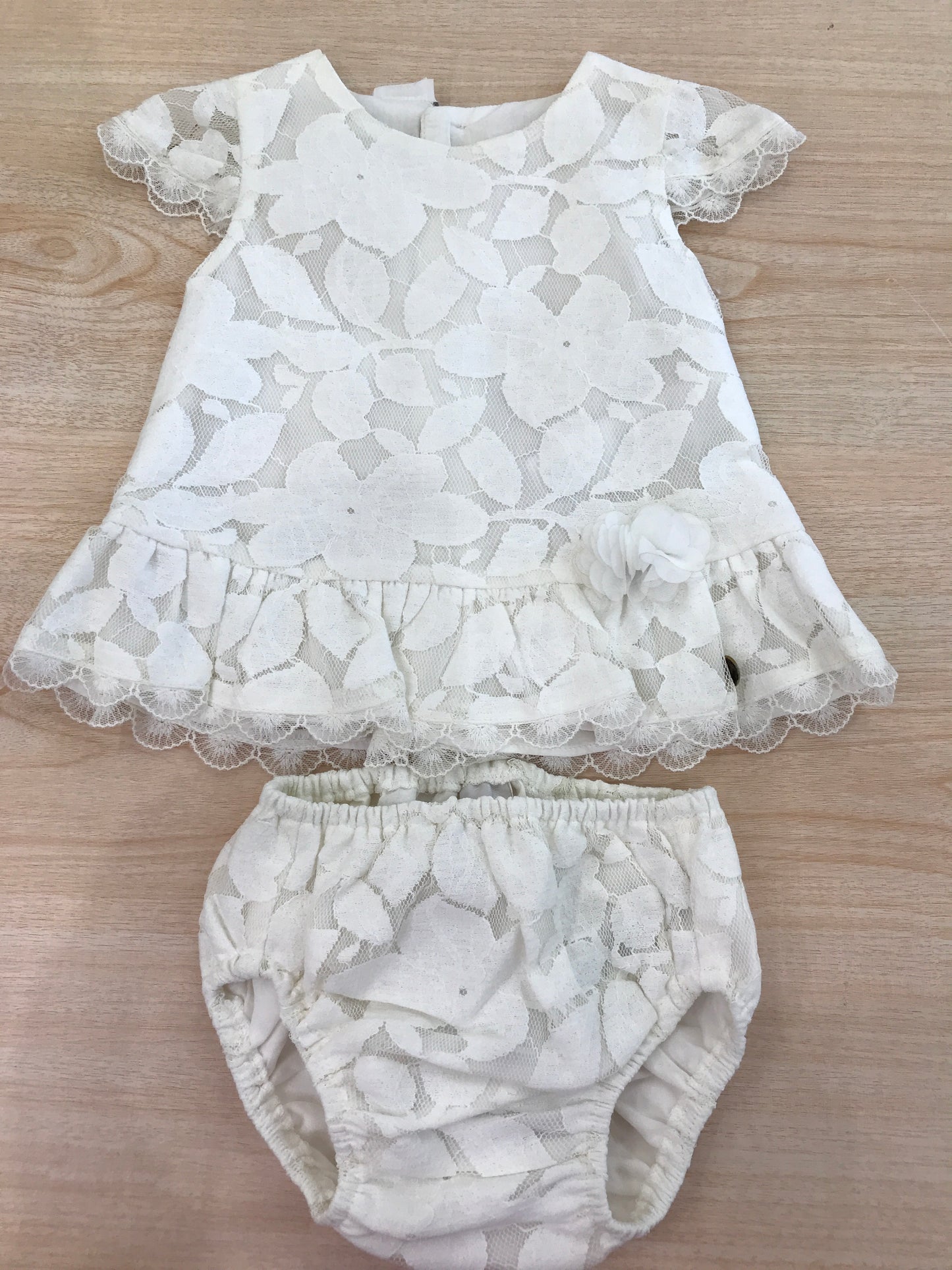 Abito Paz Rodriguez di cotone con tulle ricamato con culotte abbinata