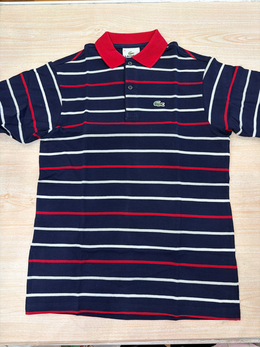 Polo Lacoste in cotone mezza manica con bottoncini e logo ricamato lateralmente unisex