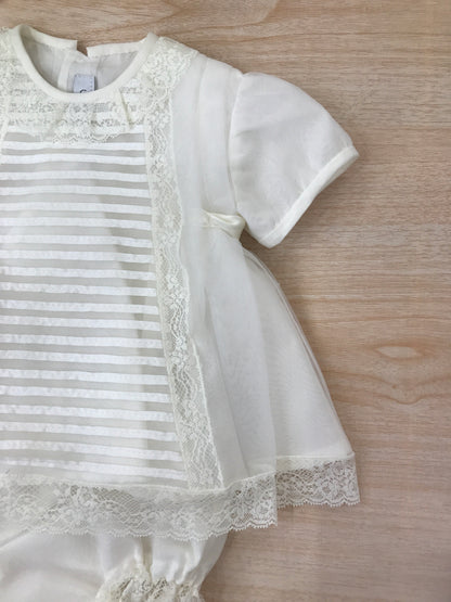 Completo Belan in organza con applicazioni di pizzo casacca con culotte.