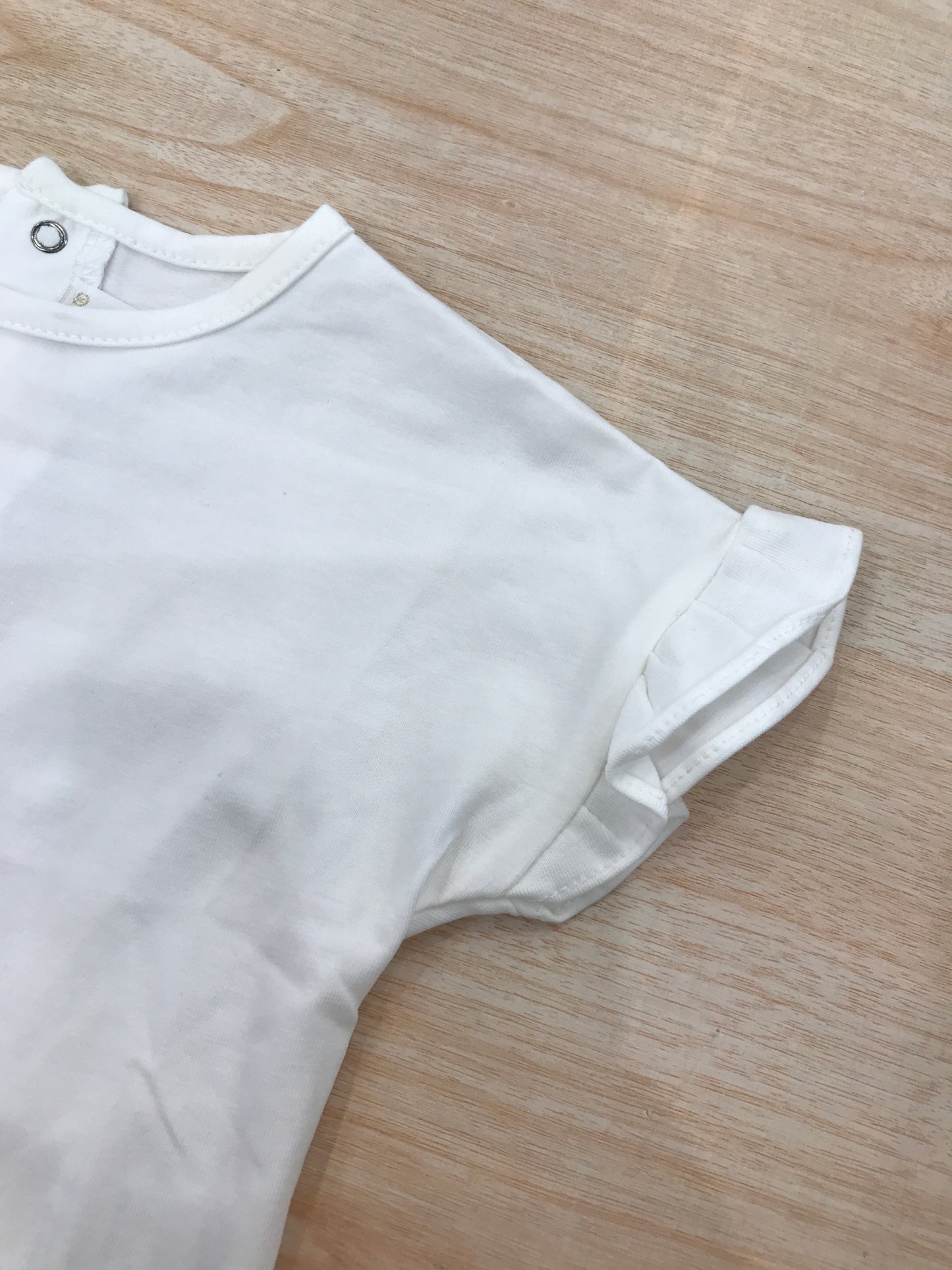 T-shirt Cielo Blu in cotone mezza manica con rusche