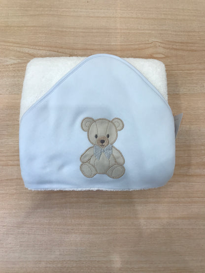 Telo Bagnetto Baby Gi in spugna con bordo celeste con triangolo celeste con orsetto ricamato con fiocchetti grigio
