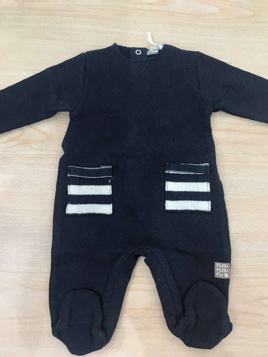 Tutina Nanan in filo di cotone blu scuro priva di colletto con tasche a righe sul davanti