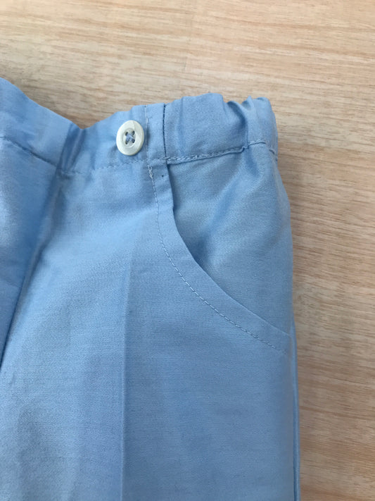 Bermuda Les Enfants de Gisele in saten con tasche a profilo sul davanti