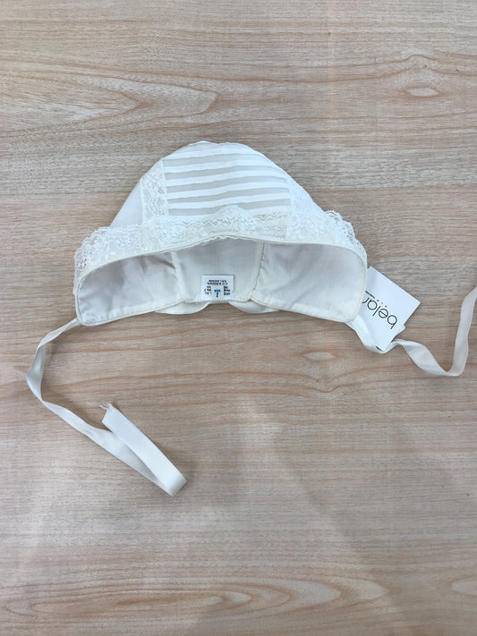 Cuffietta Belan in organza con pizzo applicato sul davanti e pieghe con fiocco sul retro