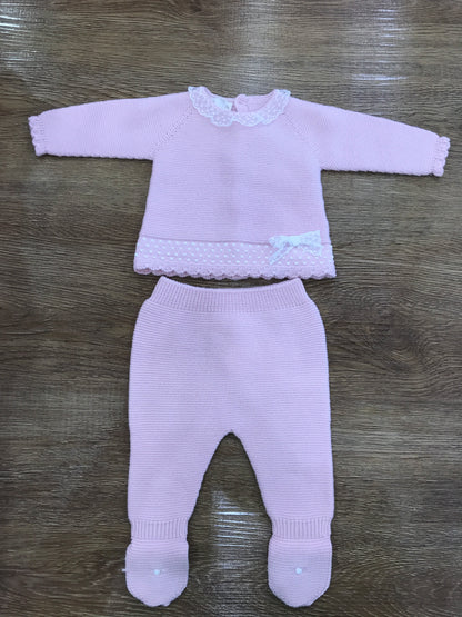 Tutina PCS in lana rosa due pezzi con piedini con applicazione id valancienne e piccolo fiocchetto