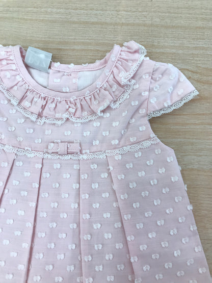 Abito Paz Rodriguez in cotone rosa smanicato con collo con rusche con fiocchetti bianchi