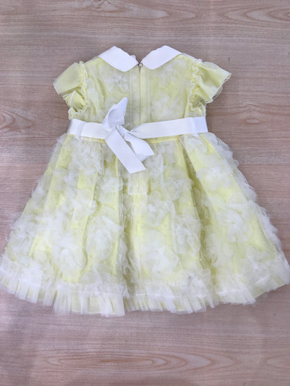 Abito Cielo Blu in cotone manica con rusche con velo di tulle e applicazione di fiocchetti con fascia in vita