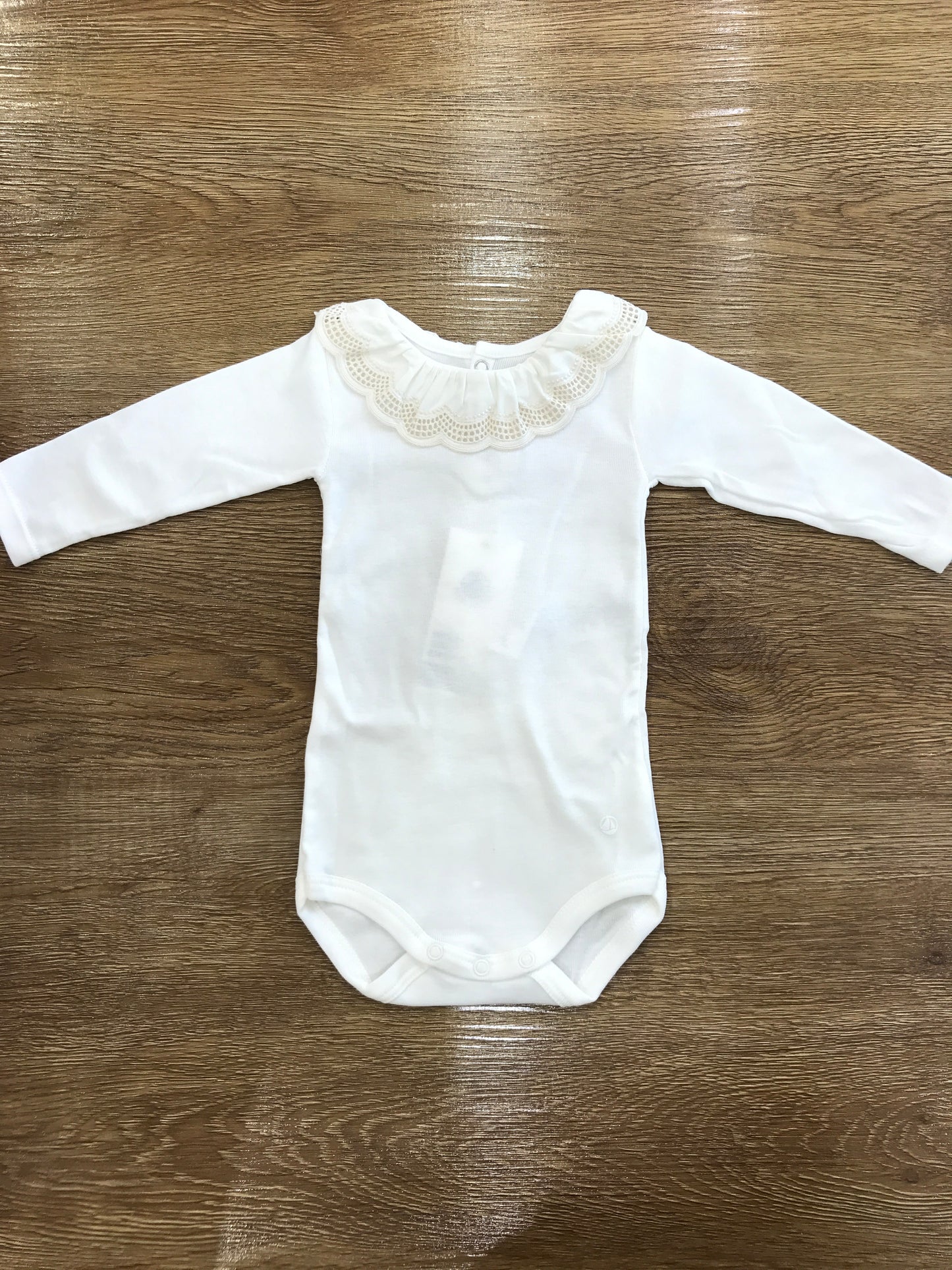 Body Petit Bateau bianco manica lunga con colletto smerlato traforato panna
