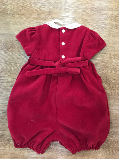 Pagliaccetto Les Enfants de Gisele in velluto rosso mezza manica colletto bianco con pois rossi e punto smock ricamato al centro