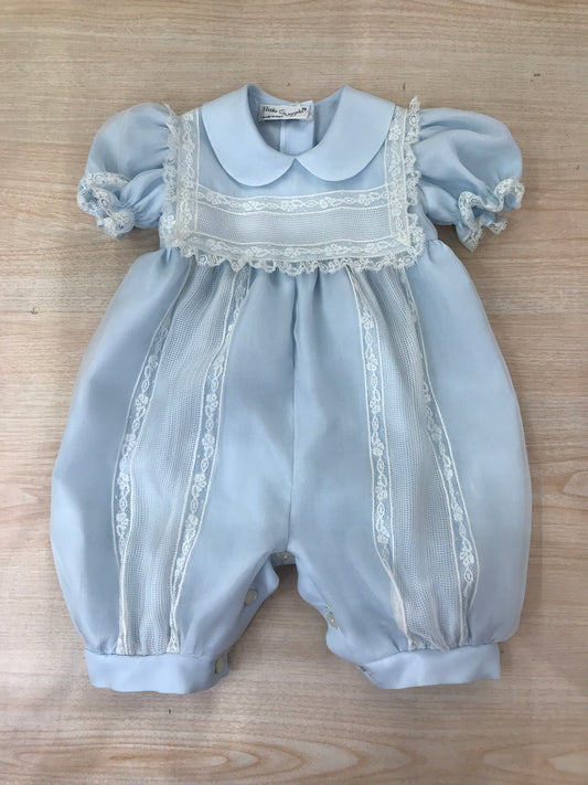 Pagliaccetto Piccola Giuggiola in organza in seta mezza manica a sbuffo con applicazione di valancienne e bavettone rifinito in valancienne