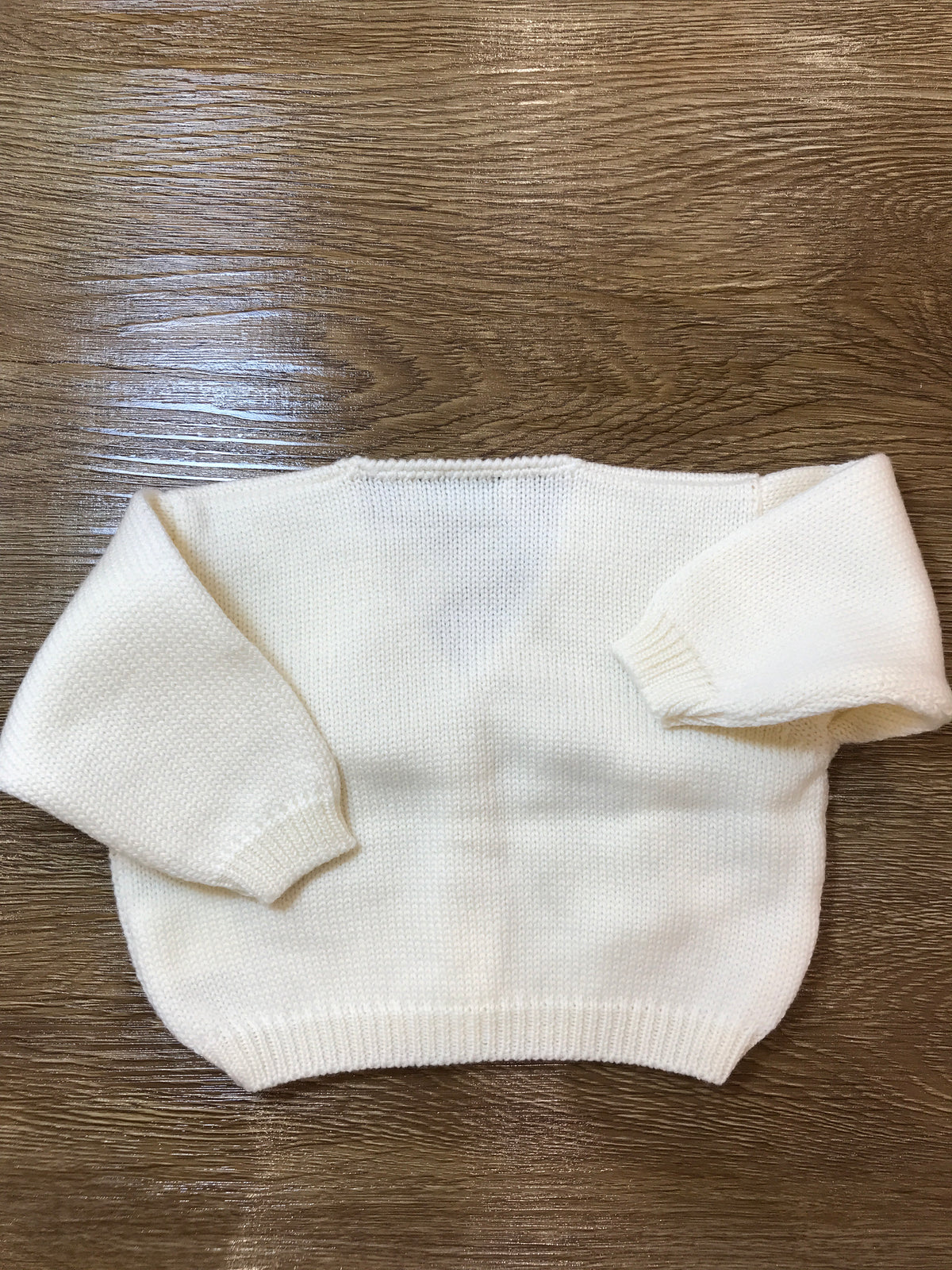 Cardigan Biebi in lana panna con piccoli bottoncini con ricamo sul davanti