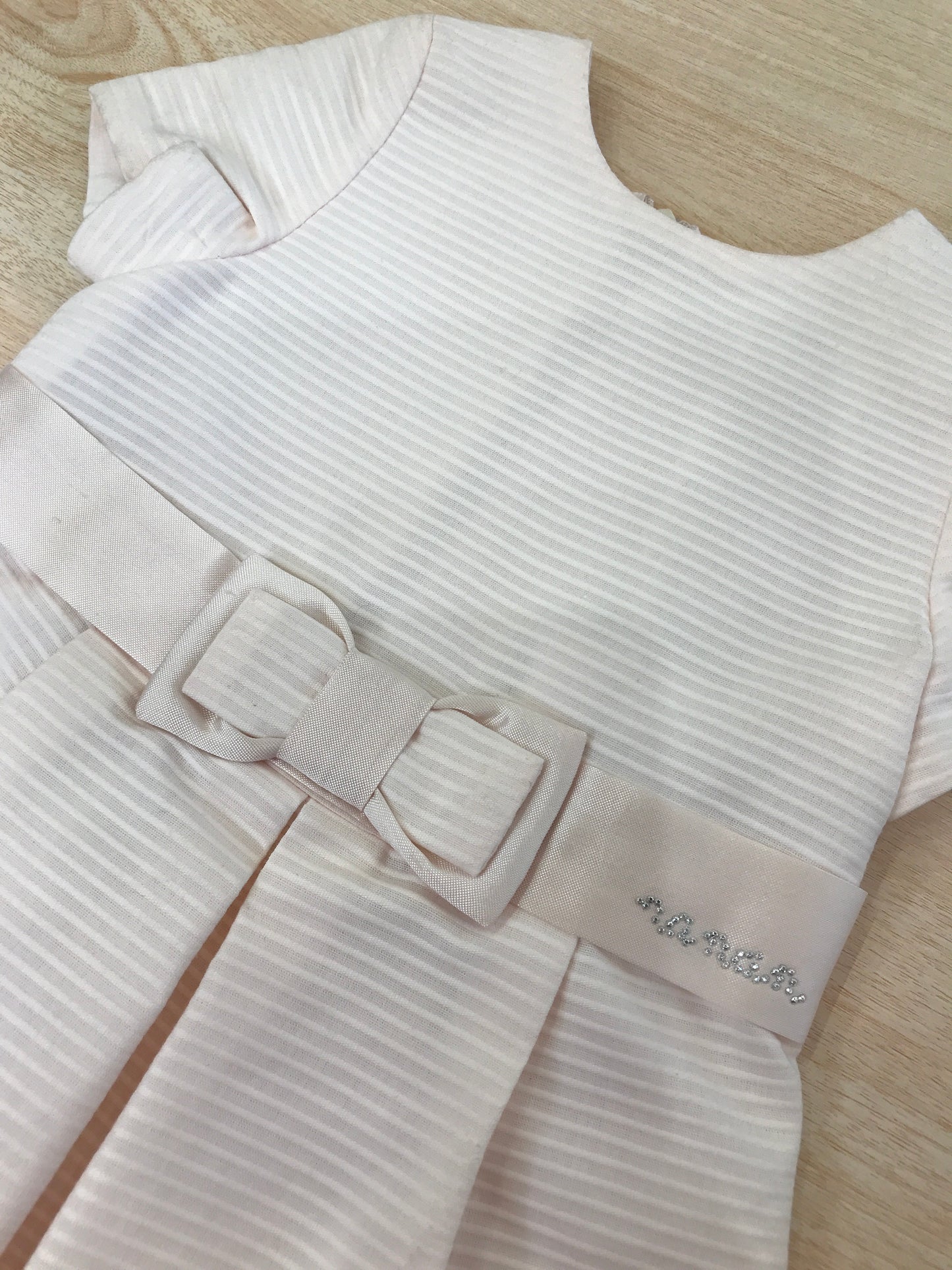 Abito Nanan in cotone rosa a righe mezza manica con fascia in vita e fiocchetto