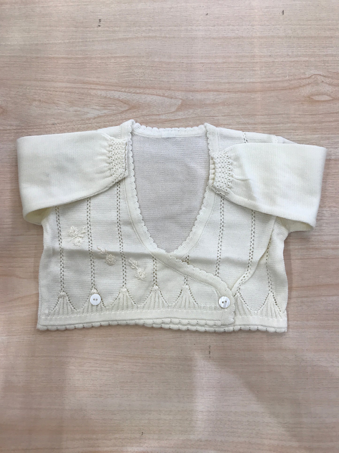 Cardigan Biebi in cotone panna ad incrocio traforato con fiori ricamati tono su tono