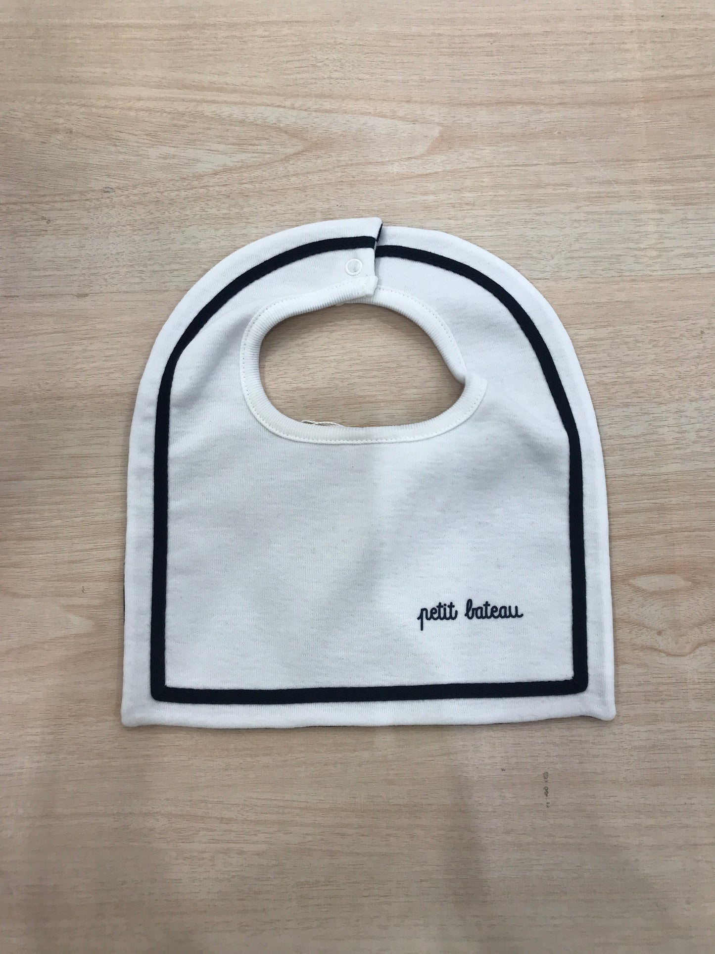 Bavetta Petit Bateau in cotone bianca e blu con righe