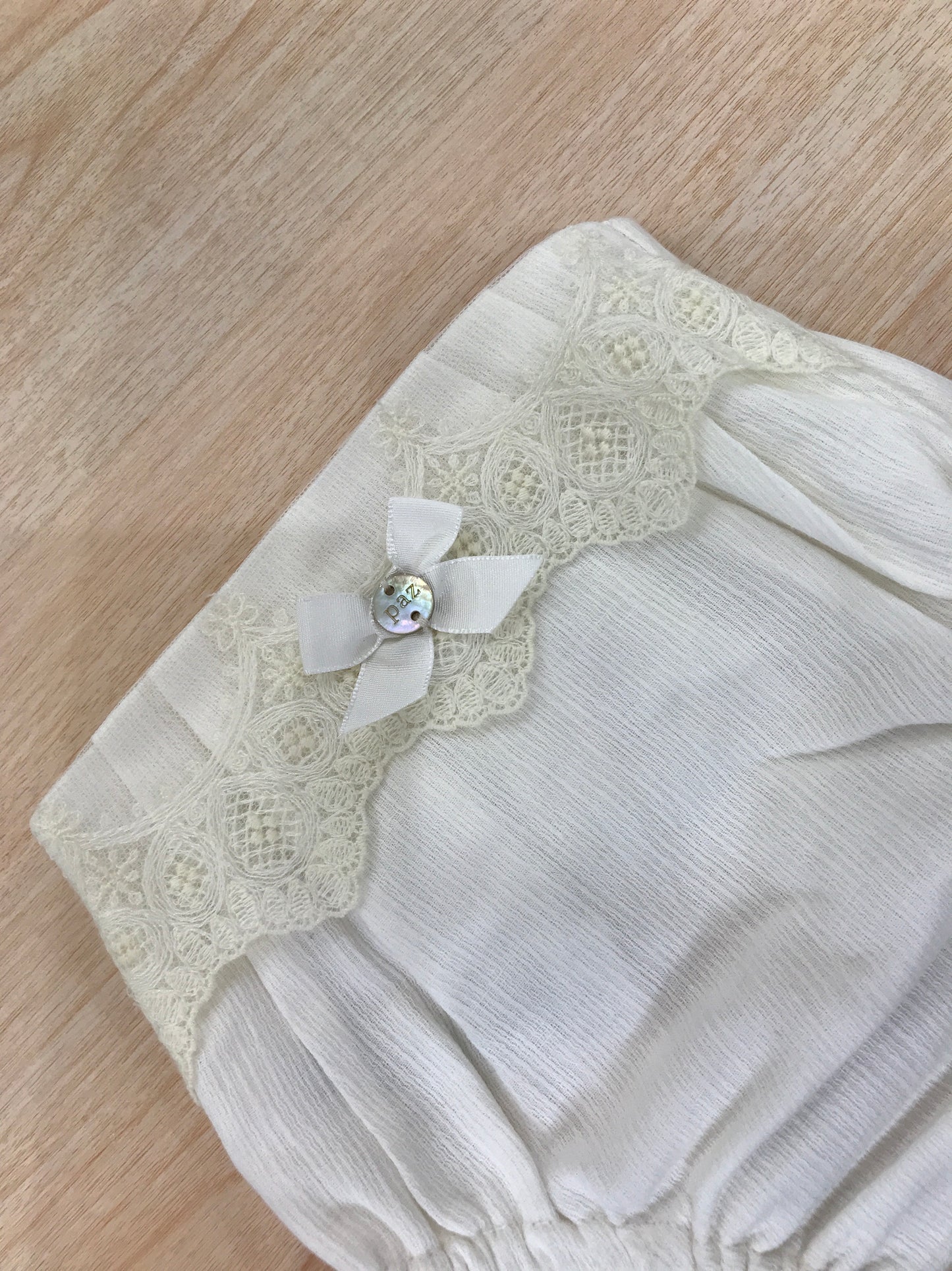 Culotte Paz Rodriguez in cotone panna con pizzo sul davanti e fiocchetto