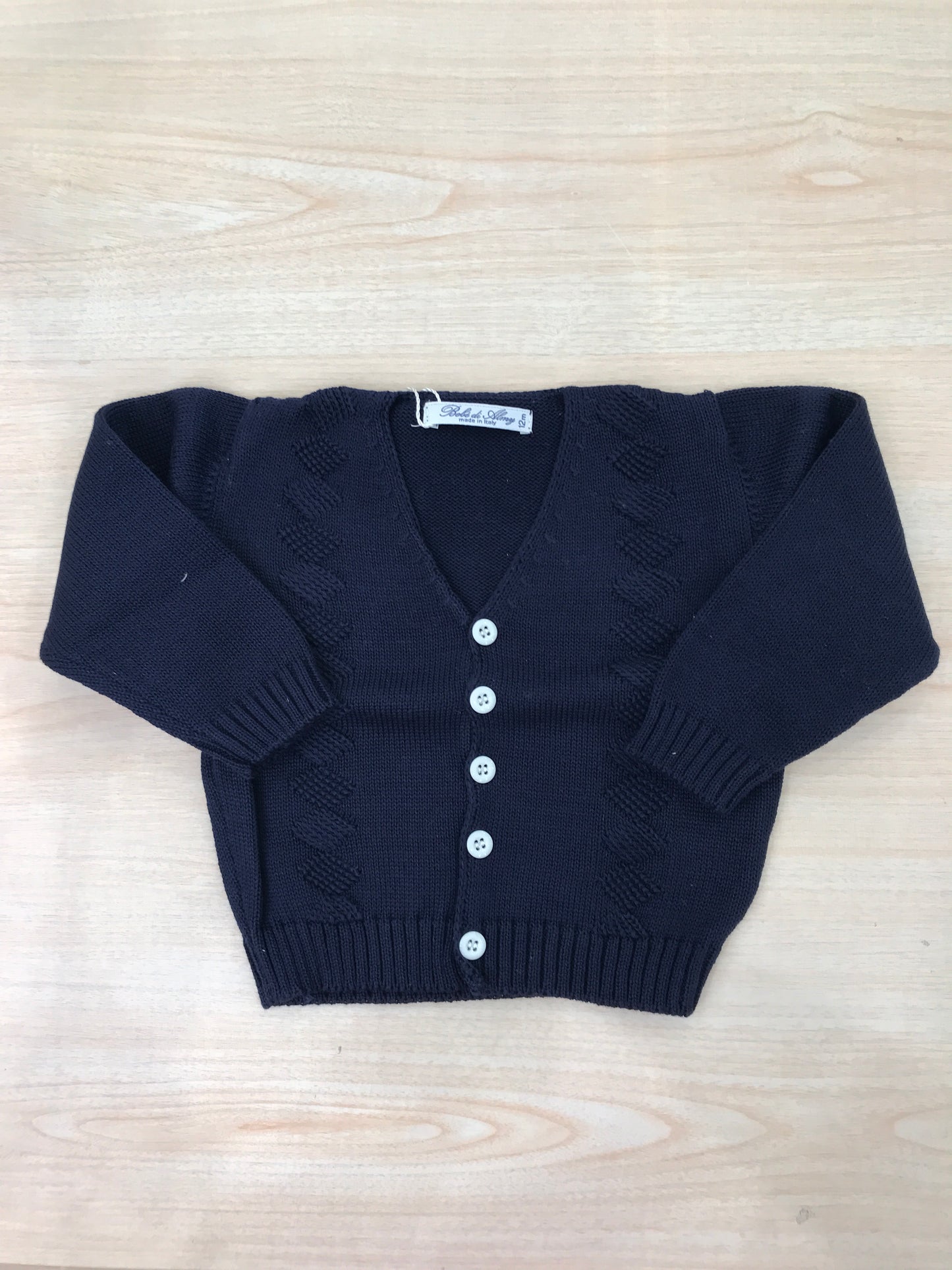 Cardigan Bebè di Almy in filo blu scuro con ricami e bottoncini