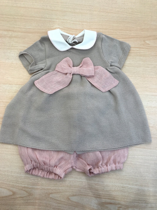 Completo Baby Lord in filo tortora mezza manica con collo tondo con fiocco in lino con culotte in lino rosa antico