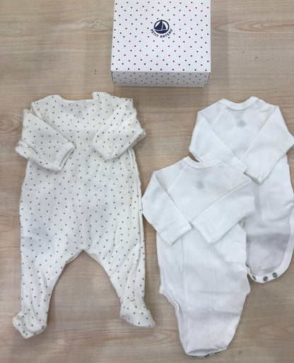 Set Petit Bateau in ciniglia bianco tutina con piccoli cuoricini grigi e due body antipanico manica lunga