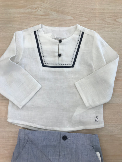 Completo Paz Rodriguez in lino camicia manica lunga con rifiniture blu con bermuda celeste rifinito blu