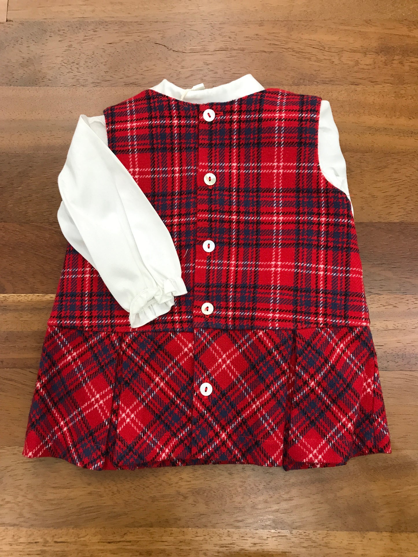 Abitino Juppolà scozzese rosso in caldo cotone con camicia bianca manica lunga caldo cotone