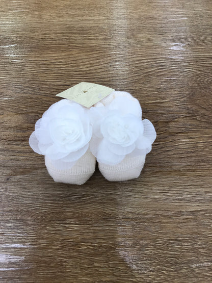 Babbucce Story Loris in lana panna con fiore bianco