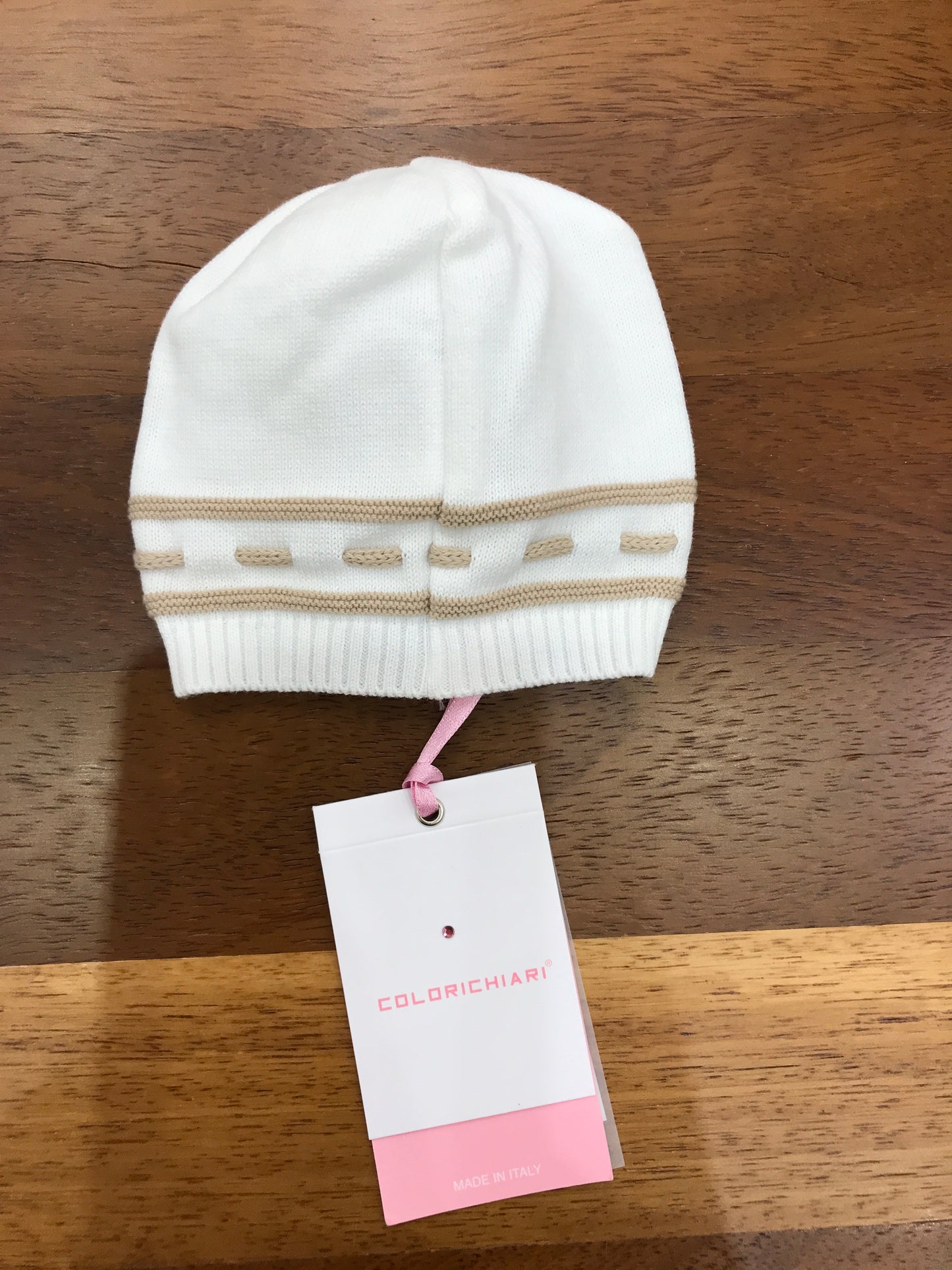 Cappello colori chiari