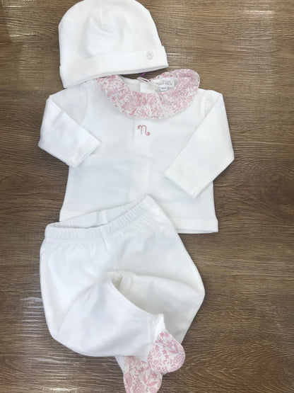 Tutina Nanan due pezzi in caldo cotone con piedini e rusche al colletto con fiori rosa e cappello panna abbinato