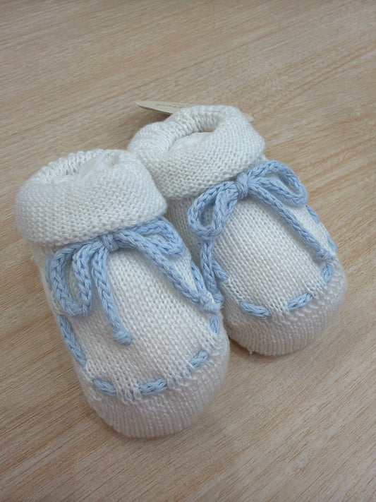 Babbucce Baby Lord in filo bianco con laccetto e fiocco in celeste
