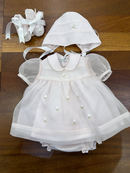 Abitino Piccola Giuggiola in organza in seta rosa con culotte con roselline ricamate