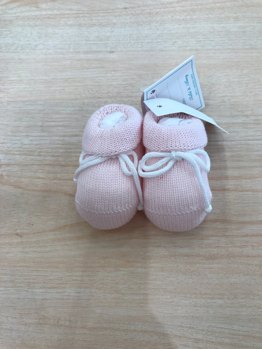 Babbucce Bebè di Almy in filo rosa con fiocchetto sul davanti bianco