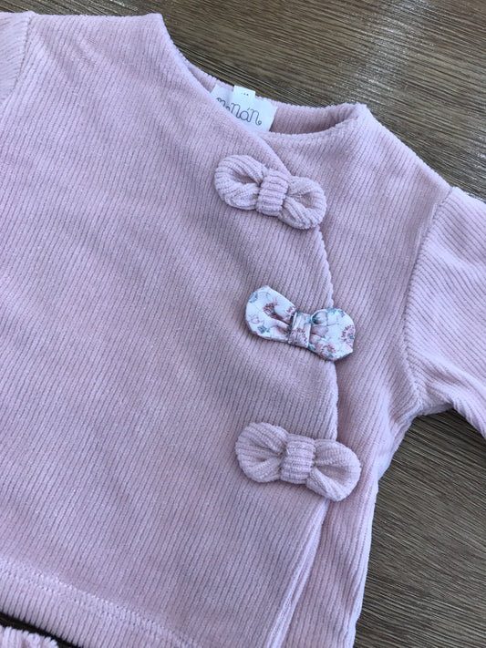 Tutina Nanan due pezzi ciniglia a costine rosa antico con apertura trasversale con fiocchetti